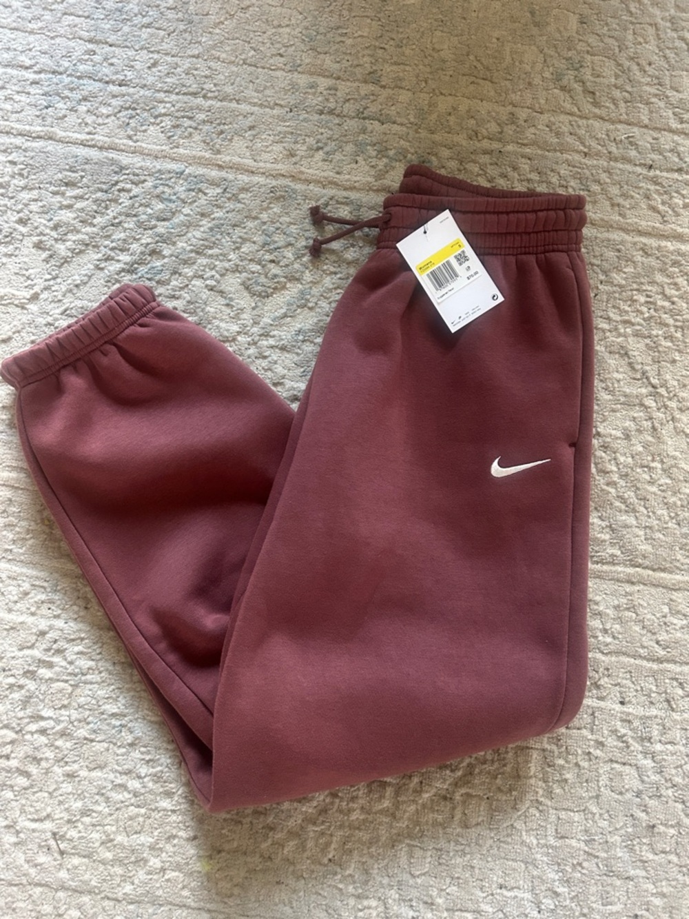 Nike Womens oversize fit, high-rise, full length Fleece Jogger